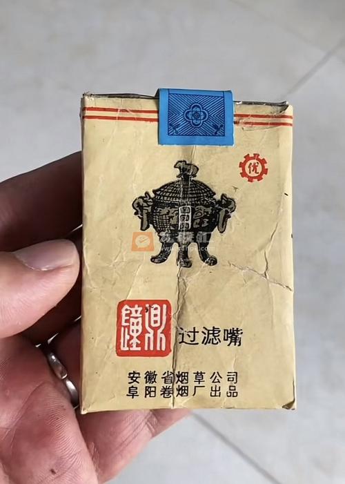 揭秘正品钟鼎香烟价格，一条多少钱，值得购买的优质烟草品牌
